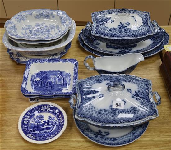 Ford & Co Chatsworth. Two tureens, two serving dishes, a plate, a gravy boat and other items